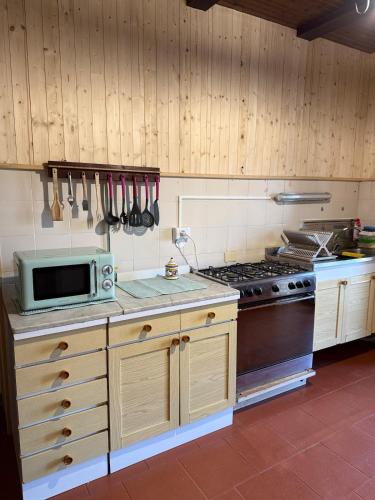 Independent apartment in a villa in Cunardo