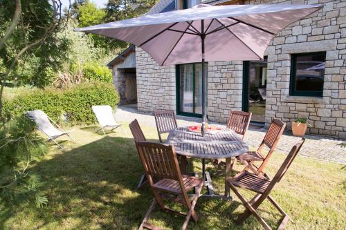 Balcony/terrace, Gites de Carcouet in Pledeliac