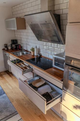 Mini Family Retreat in Brokhult