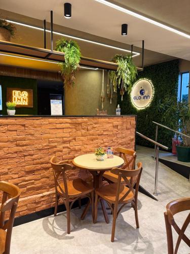 餐飲選擇, Pousada Elo Inn in 坎德亞斯