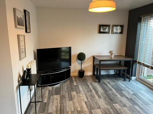 Stylish Stay in 3 BR House in Emersons Green, WiFi, & Garden by AltoLuxo Short Lets & Serviced Accom in Emersons Green