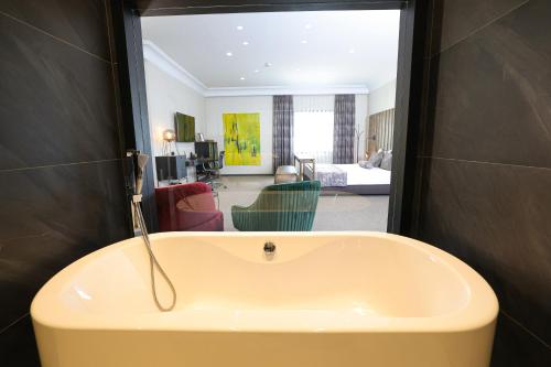 Hotel Rubis in เฟริซาจ