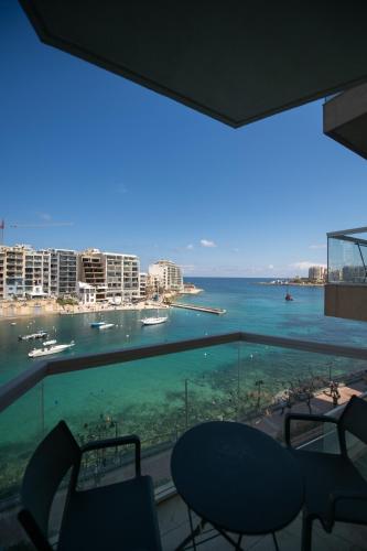 Bayview Seafront 4A, St Julian's