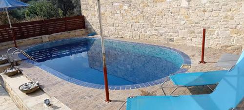 Stone Villa with Private Pool in Moires