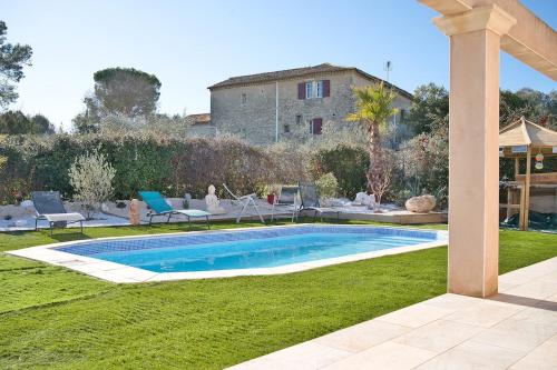 House with Pool in Uzès - Exotic Garden