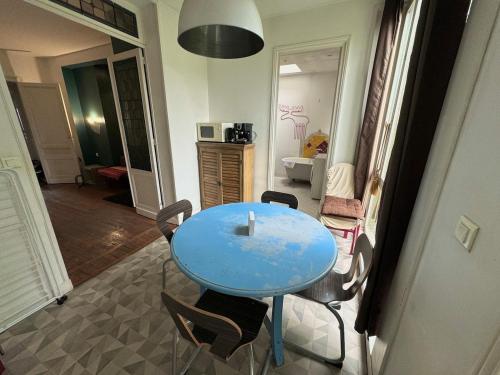 Louis Mie - T5 avec 4 Chambres 3 Salles de Bain au Centre de Bordeaux in ボルドー