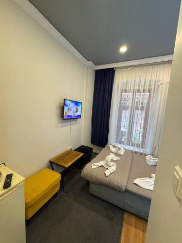 room detail thumbnail 0