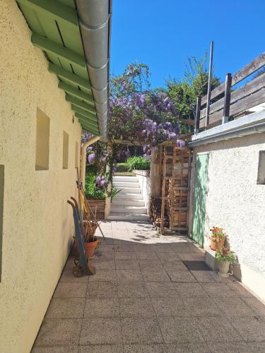Studio Buena Vista avec terrasse sur jardin in Bron