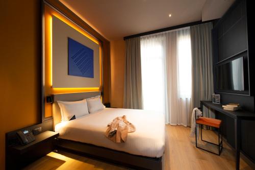 room detail thumbnail 0