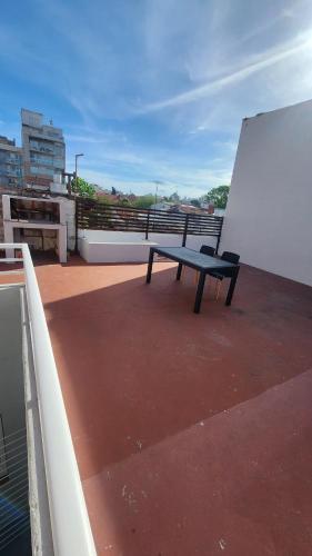 PH with terrace and grill near downtown and beach in Near Center