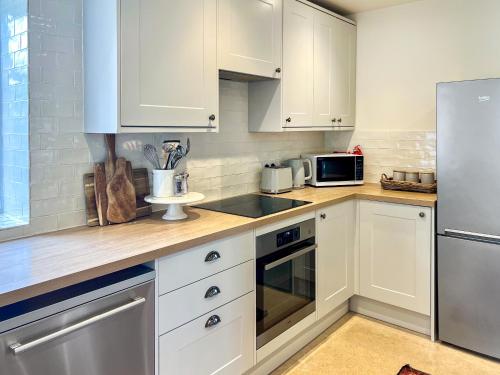 virtuve, Oak Tree Cottage in Stoke Rochford