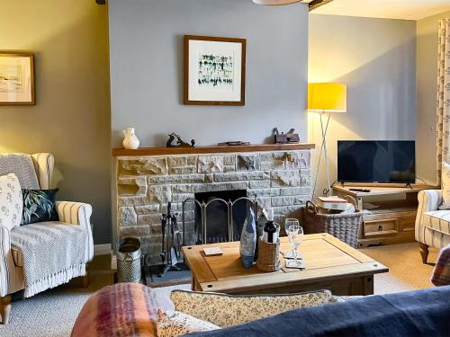 Half Moon Cottage in Brafferton