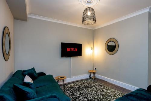 Mountain Ash Road – 4 Bedroom House chambre d'hôte Treforest