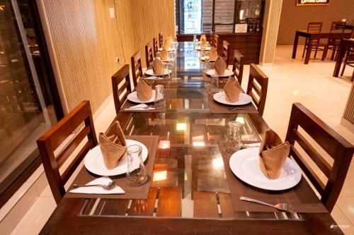 Restorāns, Hotel Divine Light Monaragala in Moneragala