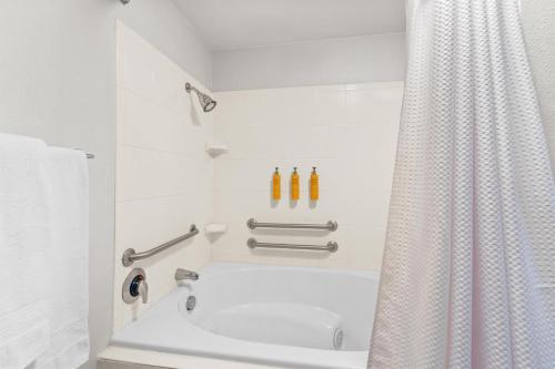 Residence Inn Phoenix Goodyear - image 43