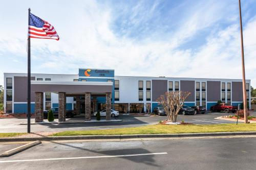 Comfort Inn Laurinburg - image 19