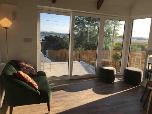 Brownes Sea View Cottage No 1 - Dungloe 14km in Lettermacaward