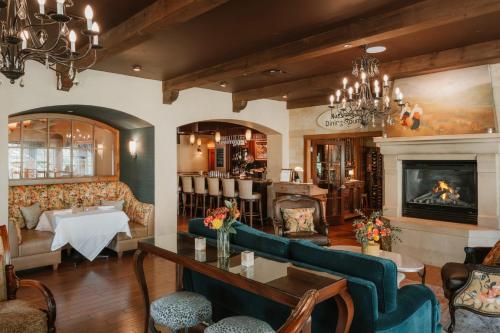 Mirbeau Inn & Spa - Skaneateles - 로비
