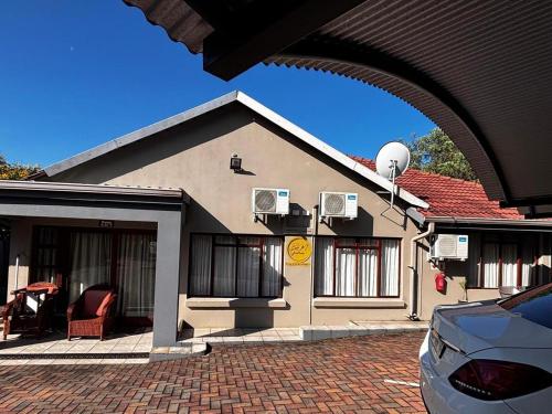 BoniM Guesthouse - aka Magisha Guesthouse