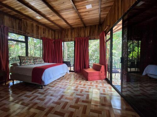 Roca Verde - Cabana entre arboles in Monteverde