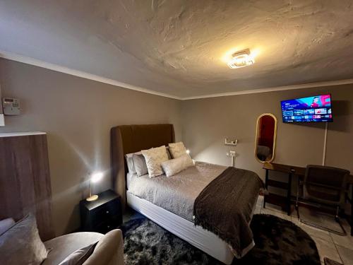 Awezi Overnight in Queenstown