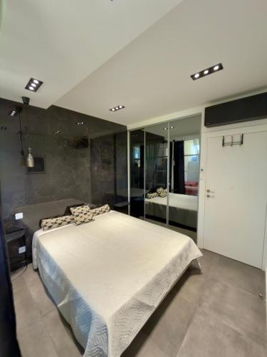 Cap Esterel appartement vue mer climatise in Saint-Raphael