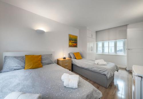 Liverpool Street Station - Stylish Apartment - image 2