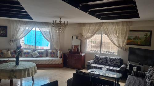 Appartement 2 chambres bon emplacement Casablanca in Casablanca
