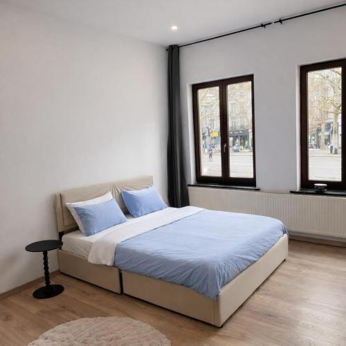 2 bedrooms, 3 beds