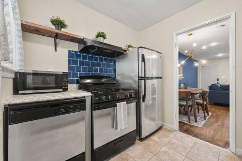 Private 2BR Unit Near Buckhead & Lenox Mall in Lindridge-Martin Manor