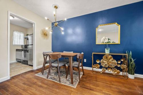 Private 2BR Unit Near Buckhead & Lenox Mall in Lindridge-Martin Manor
