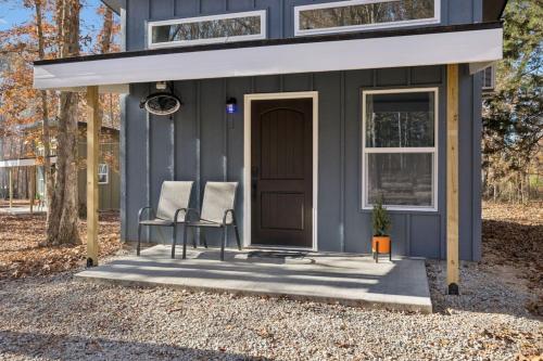 . Cabin 9