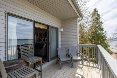 Stunning Lake Views at The Shores in Traverse City, USA