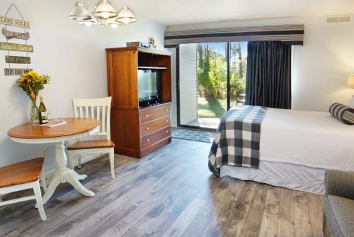 Faciliteter, Grand Traverse Bay Waterfront Condo in Acme (MI)