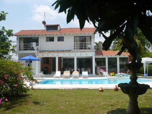 Casa en Condominio El Peñón, Girardot