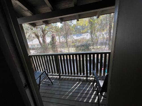 On Island | Pool | Tennis | Pet Friendly | Parking in Hilton Head Island Waterfront