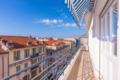 Rooftop At Palais De La Buffa - Happy Rentals