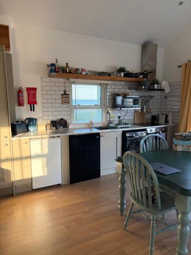 Beautiful Seaside Cottage Wicklow town in Wicklow