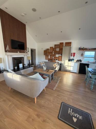 Beautiful Seaside Cottage Wicklow town in Wicklow