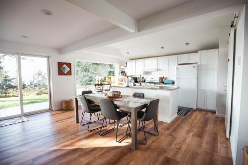 Coco's Lookout - Peaceful Whidbey Island Retreat in Clinton (WA)