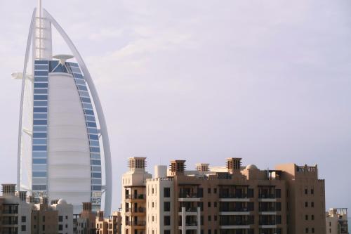 Burj View Apartment at Madinat Jumeirah Living, Dubái