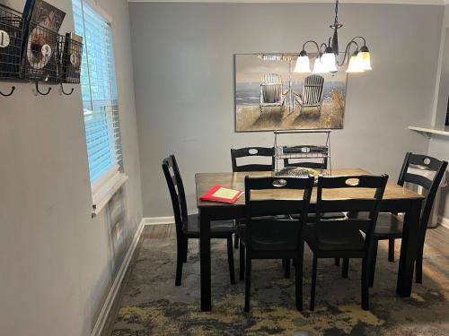 On Island | Pool | Tennis | Pet Friendly | Parking in Hilton Head Island Waterfront