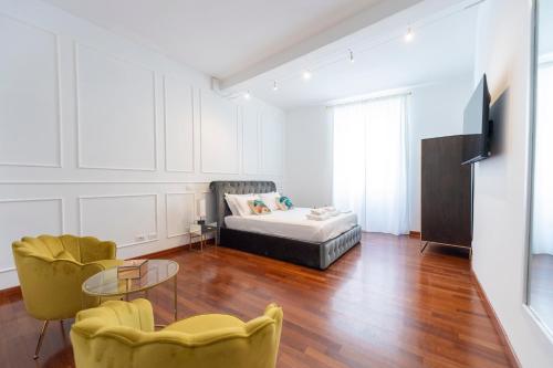 Trevi Fountain Superior Suites byLZluxuryproperties