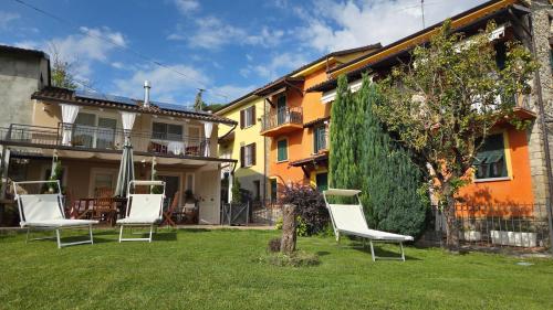 Viesnīcas āriene, Lùlù Guest House (Lulu Guest House) in Dernice