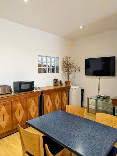 Oscar Lodge in Northampton