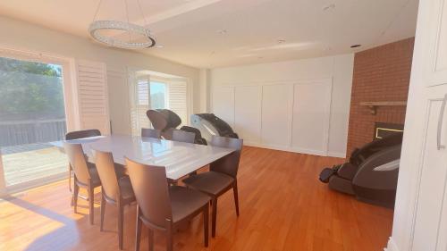 Modern Room in Mississauga House - Near Airport – khách sạn tại Streetsville