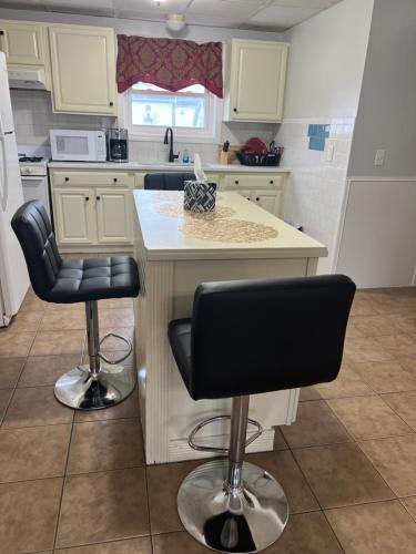 Private Room in 2BR Fall River Stay Urban Haven in 薩默塞特