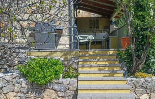 Nice Home In Veli Dol With Wifi in Veli Dol