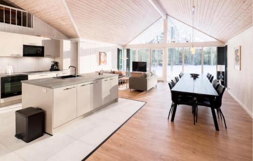 Kitchen, Beautiful Home In Væggerløse With Sauna in Idestrup