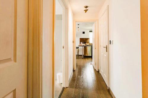 Elegant 2 BR Apartment in Historic Cambridge in Papworth